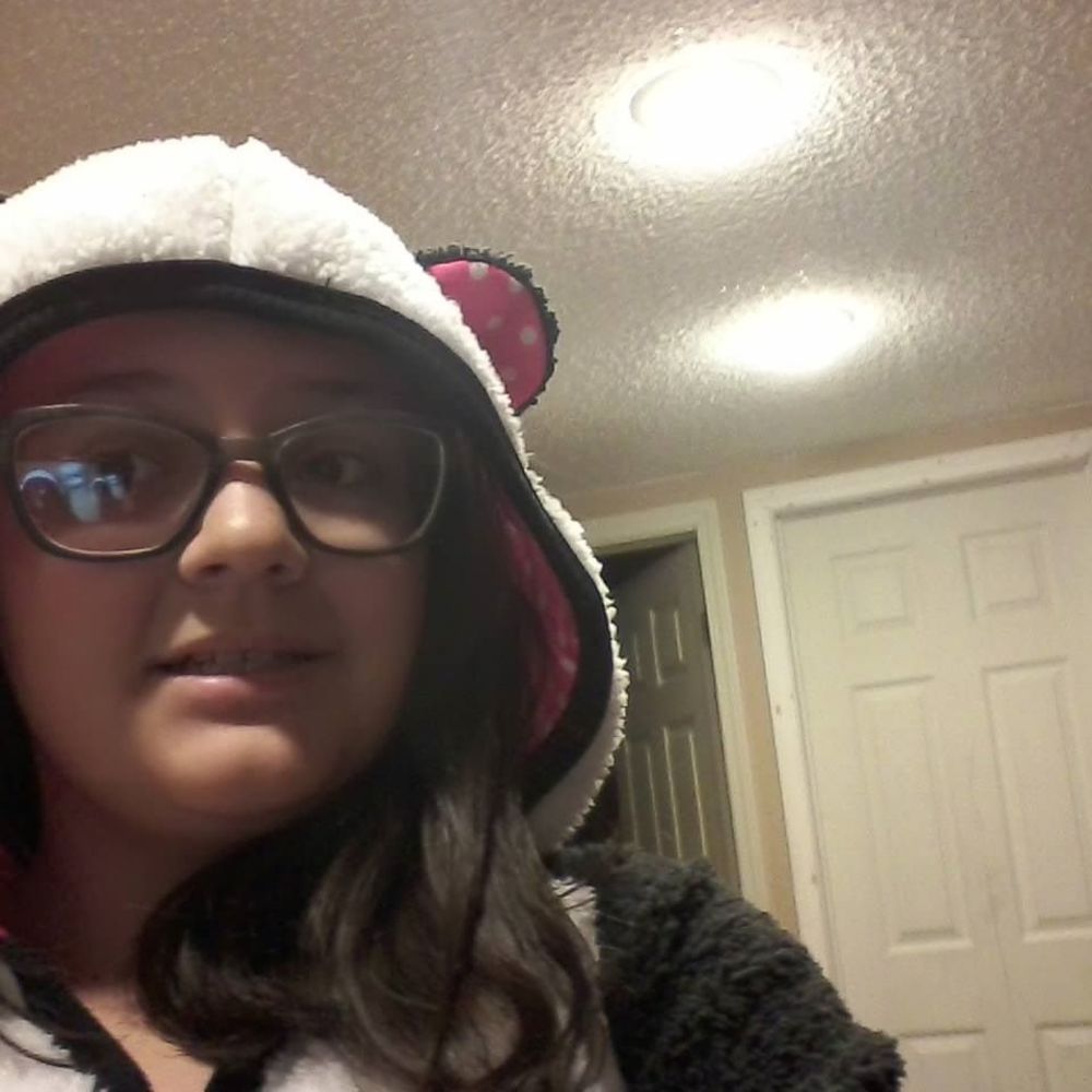 Meet your Posher, Cayla